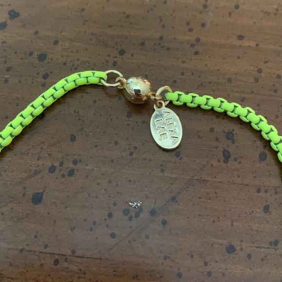 Melania Clara By Alexa Rae neon enamel heart 18k gold plated magnetic necklace - Picture 3 of 5